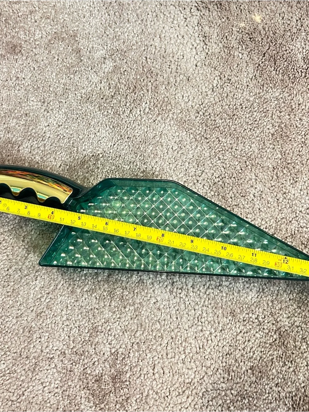 Mattress Lifter Tool Changing Bed Sheets Easer Green & Gold Translucent Plastic.